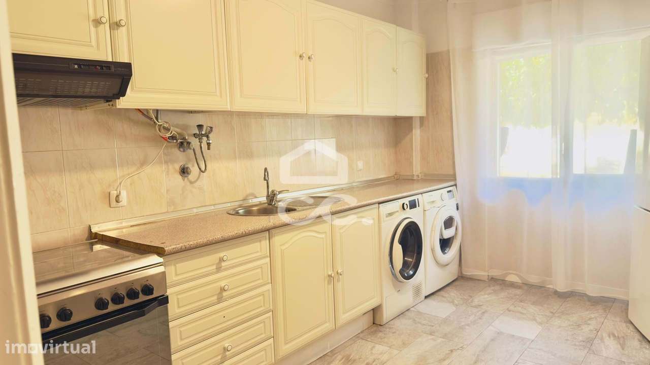 Apartamento T2 em Pinhal Novo - Palmela-0