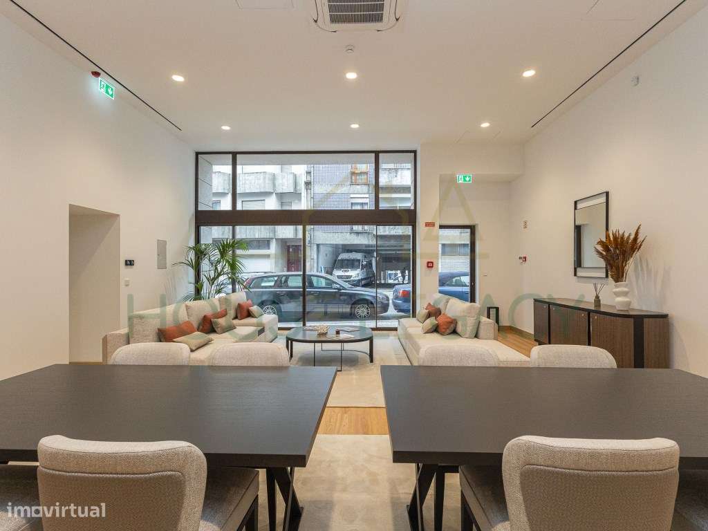 Apartamento T2 na Baixa - Rua de Camões-40