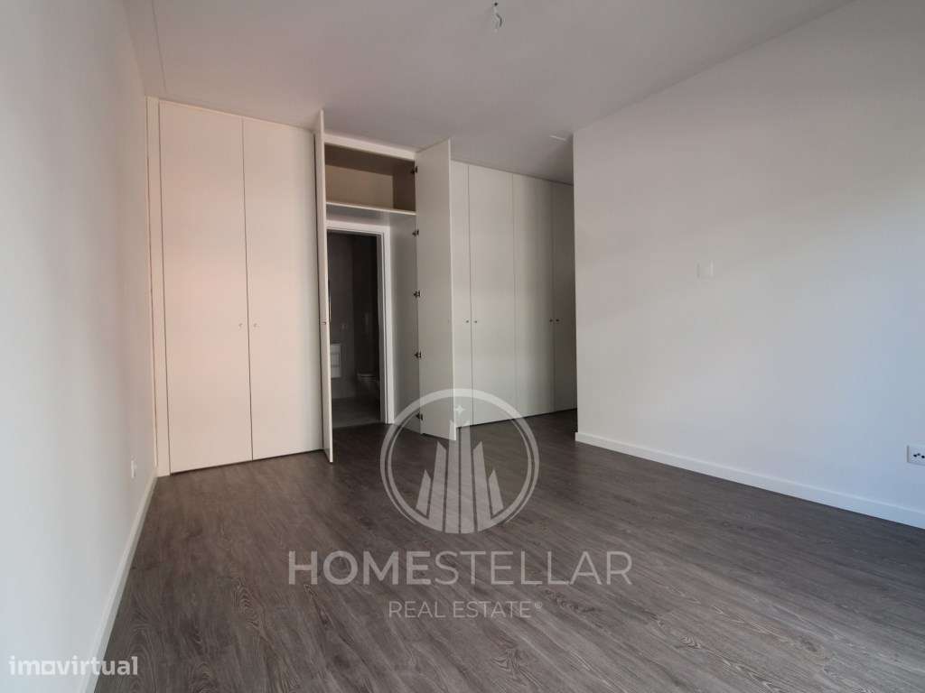 T2 com Parqueamento - Quinta da Fabrica-11