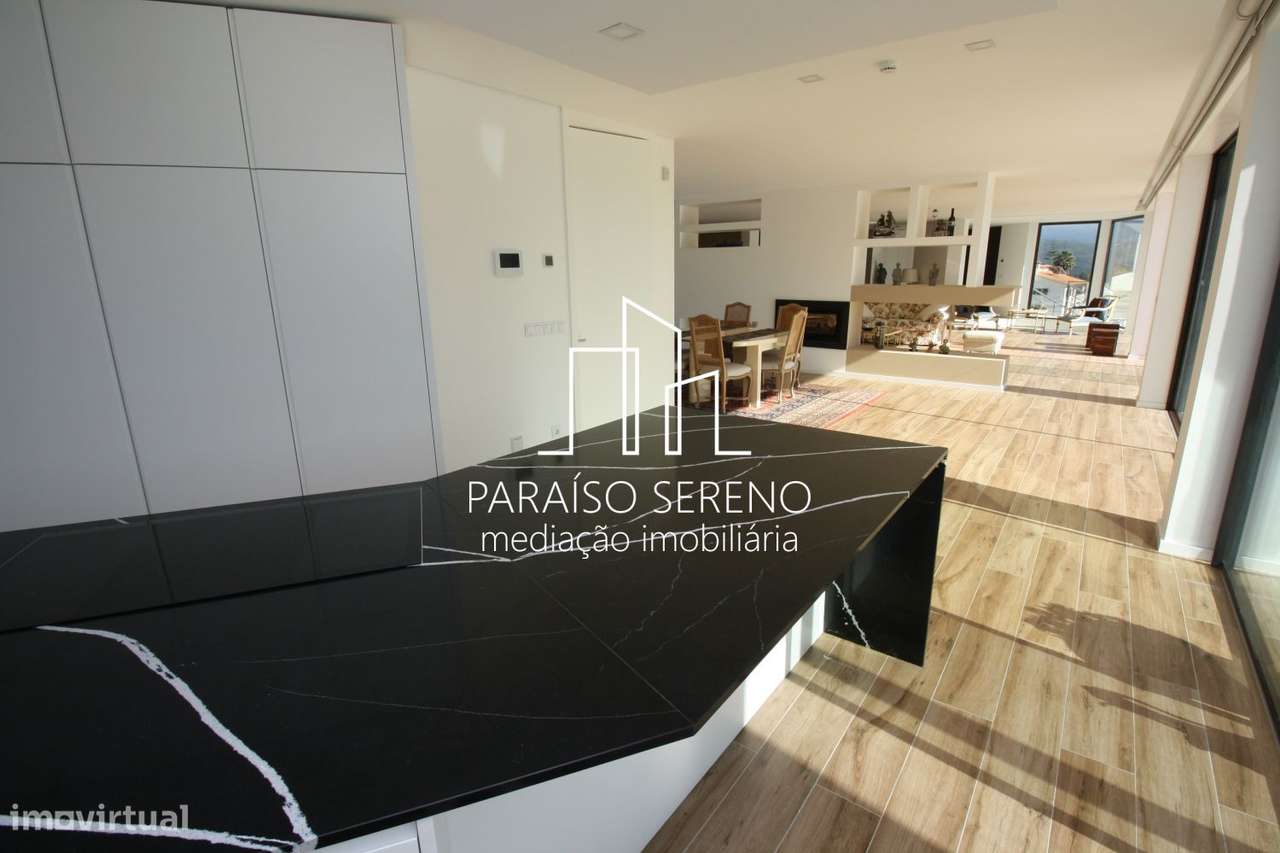 Moradia de Luxo em S. Miguel do Mato-24