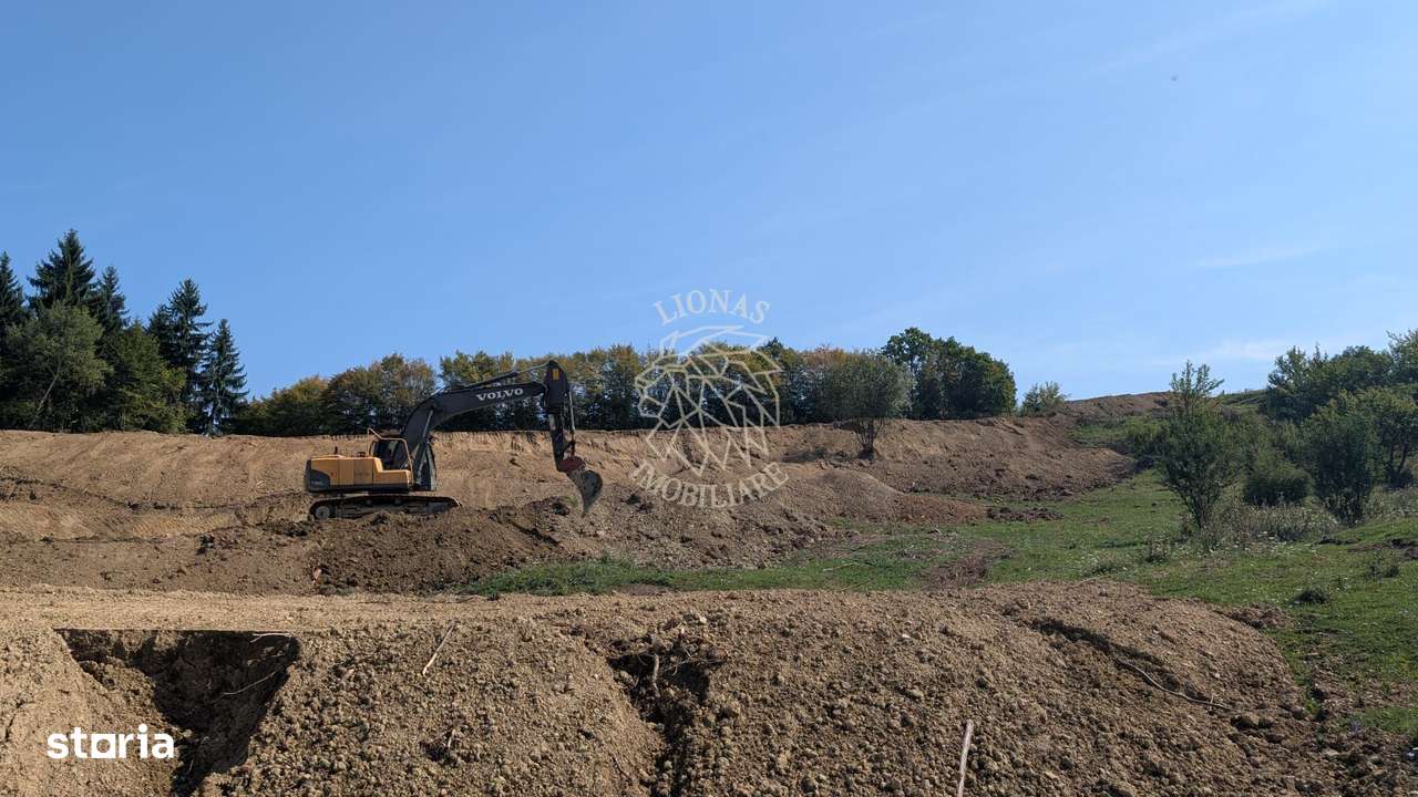 Teren 5930 mp- 1,4 km centru- investitie, cabana in natura - Imagine principală: 2/5
