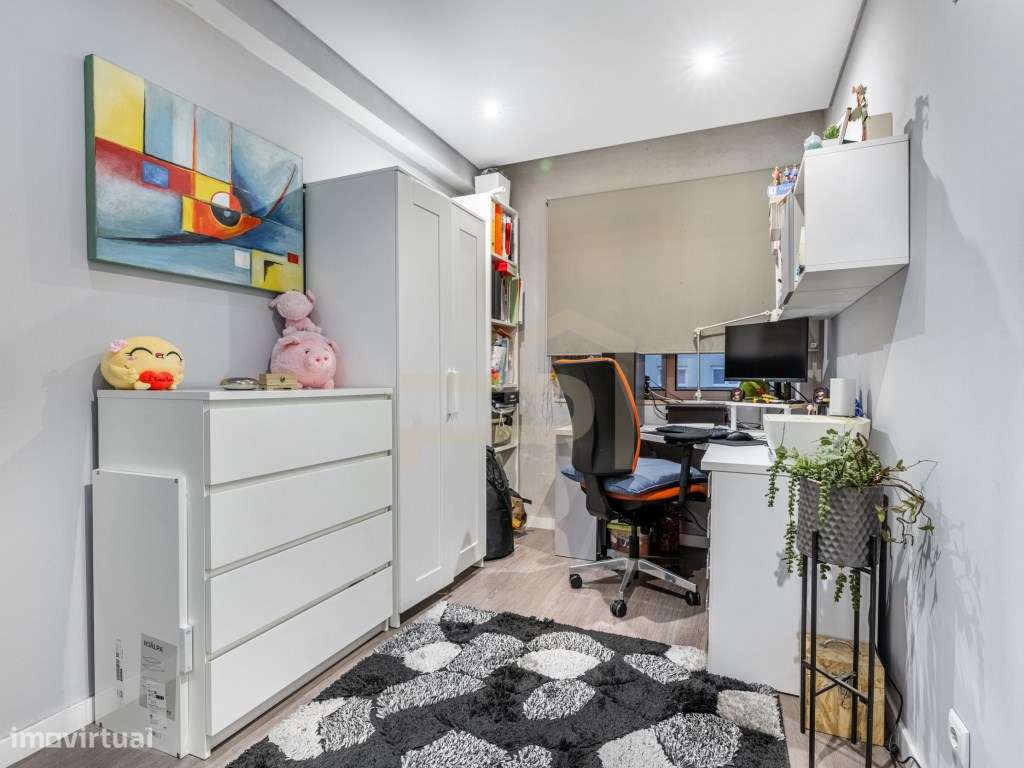 Apartamento T3 Totalmente Remodelado com Garagem - Excelente Locali...-12
