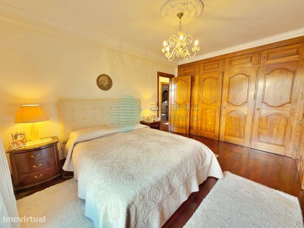 Moradia V5 com terreno com 2075m2, vista de mar-39