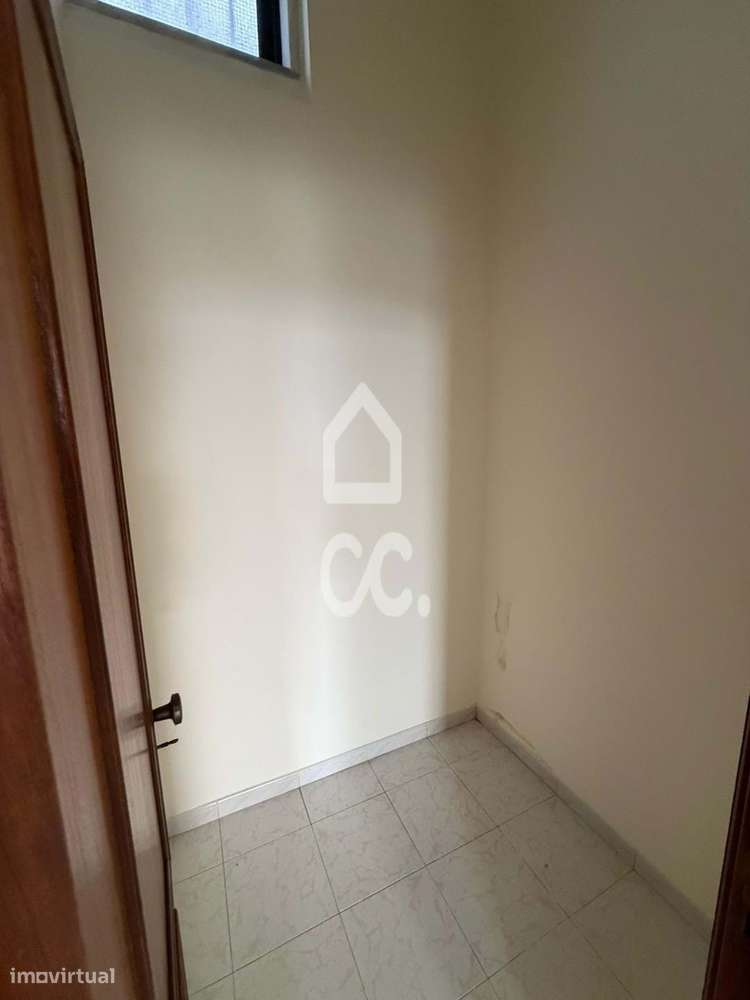 Loja com 68 m² em Sintra – Excelente Oportunidade-10