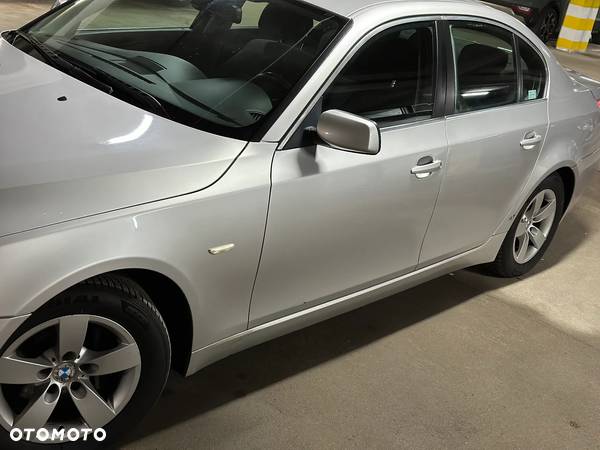 BMW Seria 5 520d - 3