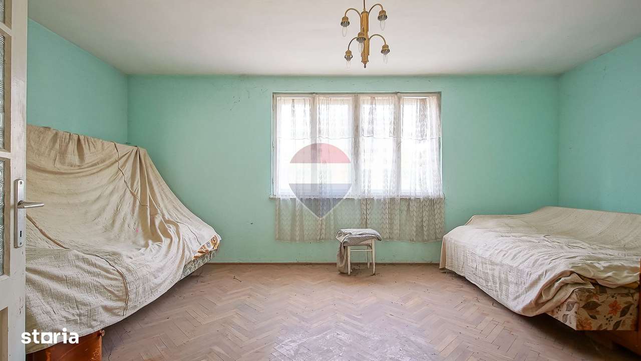 Casă tip duplex cu teren generos de 1.171 mp, Sânpetru-8