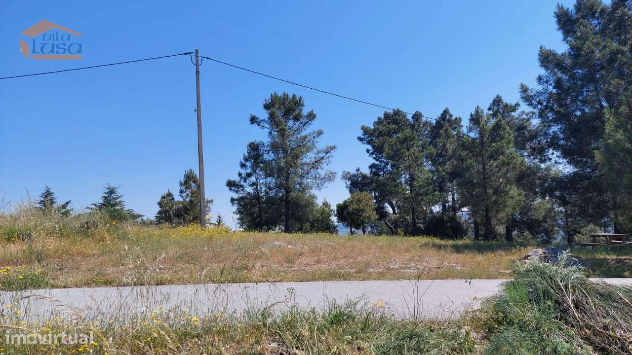 Terreno com paisagem para a Vila - Grande imagem: 2/18