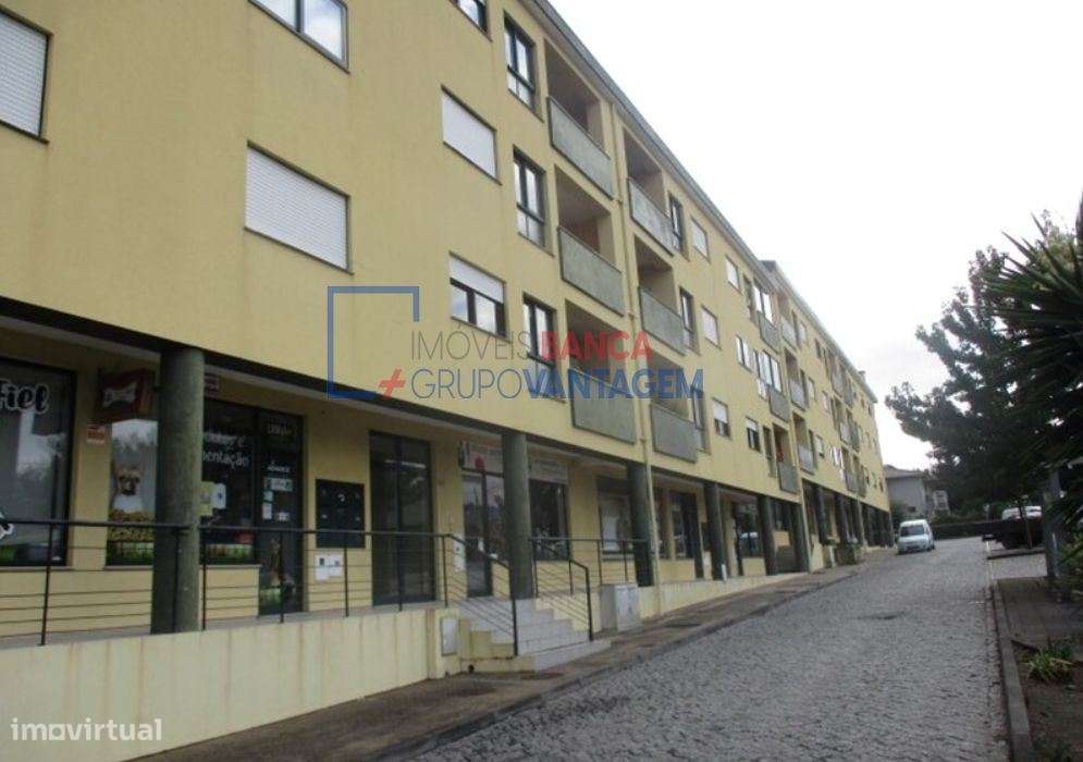 APARTAMENTO T1 - PENAFIEL - Grande imagem: 1/17