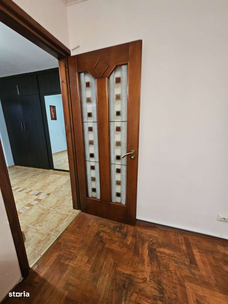Vând apartament cu doua camere in Obcini-9