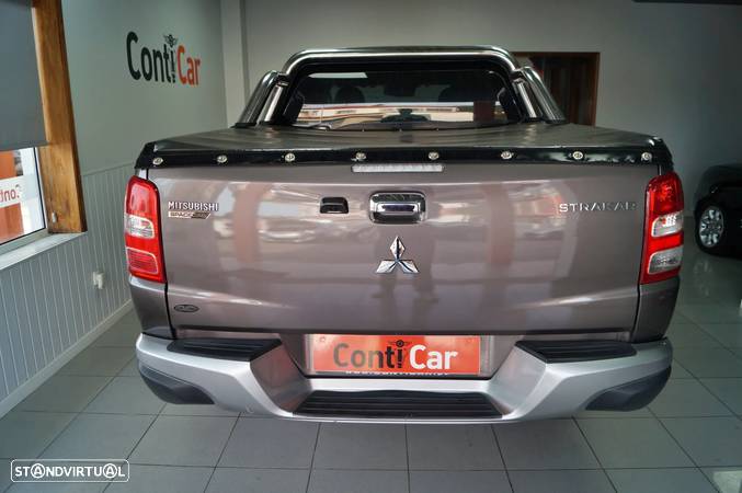 Mitsubishi L200 2.4 DI-D Club Intense Strakar 4WD - 5