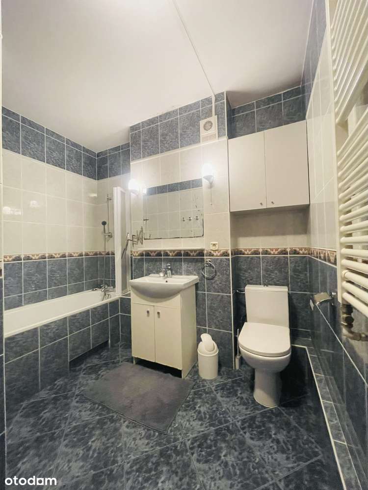 Rozkładowe mieszkanie przy metrze!-8