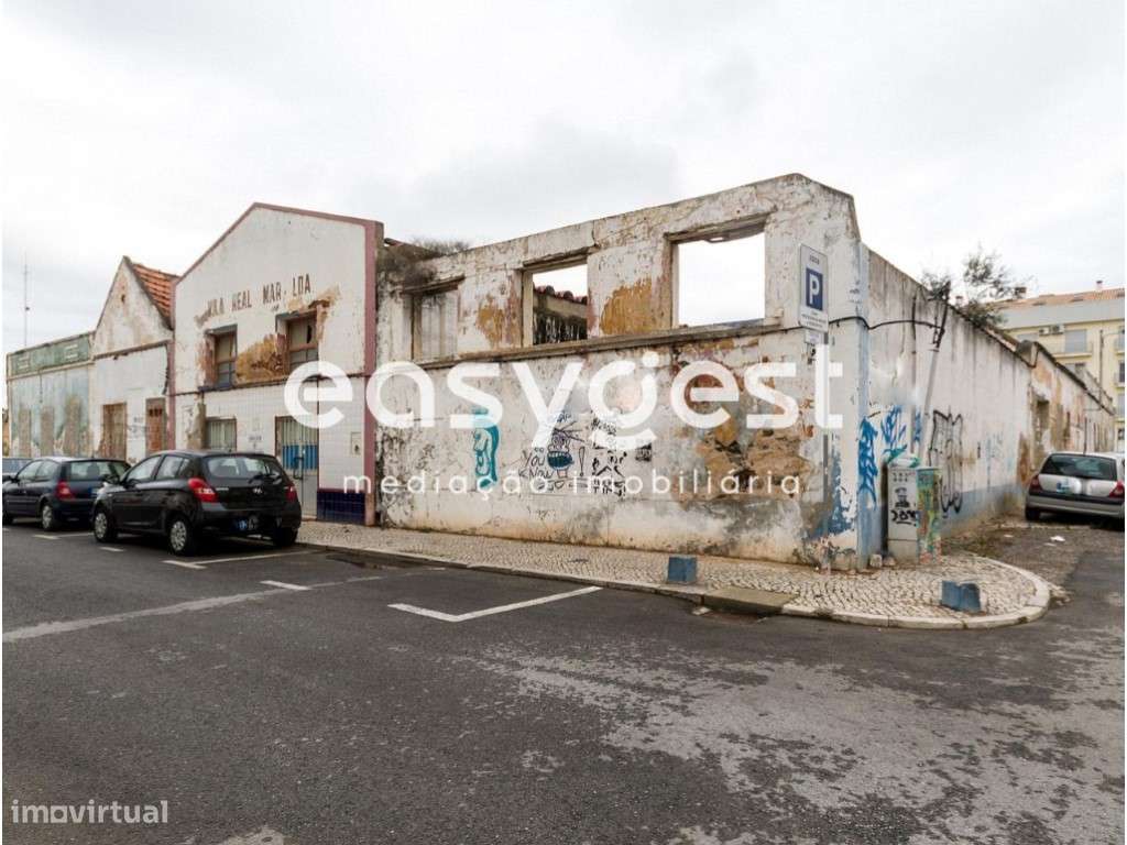 Prédio Urbano com 1440m2 junto ao Rio em Vila Real de Santo António - Grande imagem: 5/5