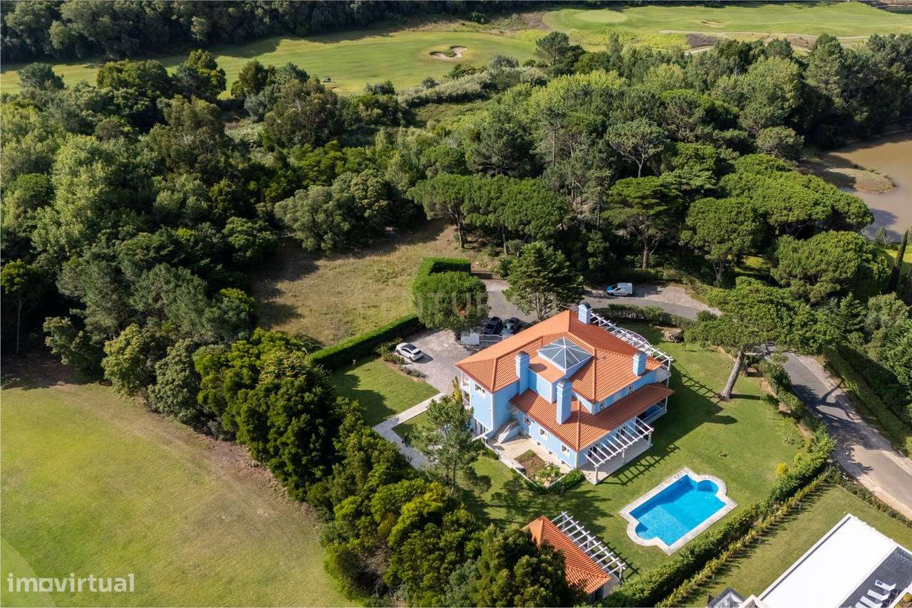 Moradia no Condomínio Privado da Penha Longa-49