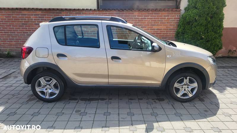 Dacia Sandero Stepway TCe 100 Prestige - 11