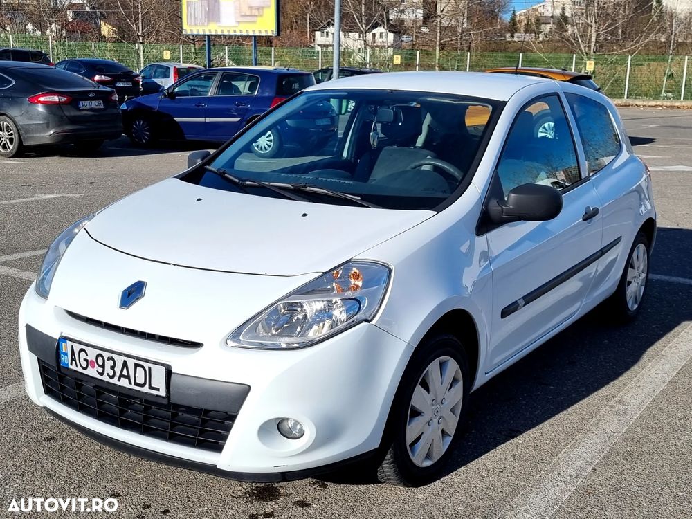 Second hand Renault Clio 3 400 EUR, 183 000 km Autovit