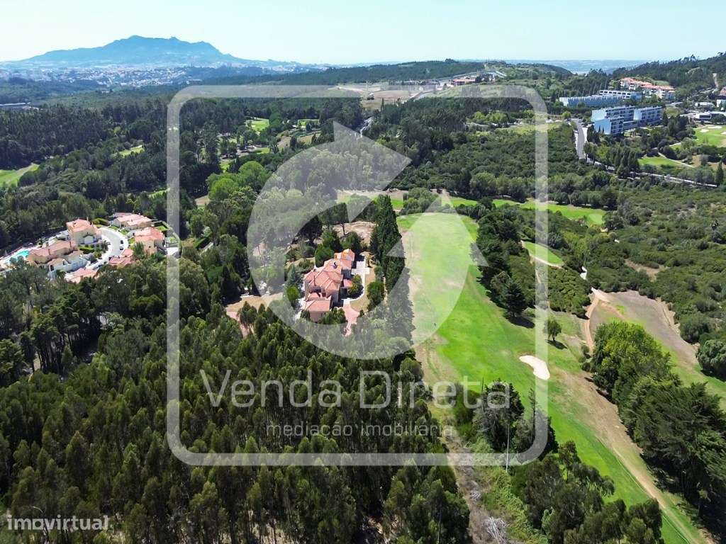 Moradia V7 Isolada em Belas, próximo ao campo de golfe.-39