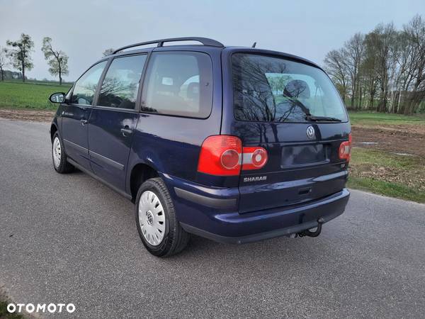 Volkswagen Sharan 1.9 TDI Comfortline - 15