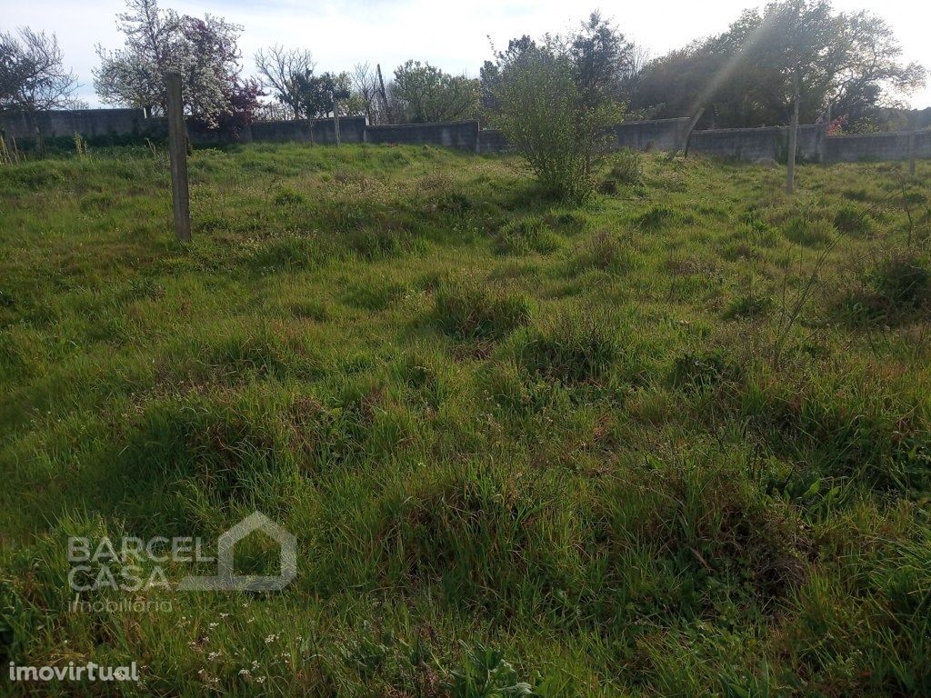 Terreno de construção em Fragoso - Barcelos