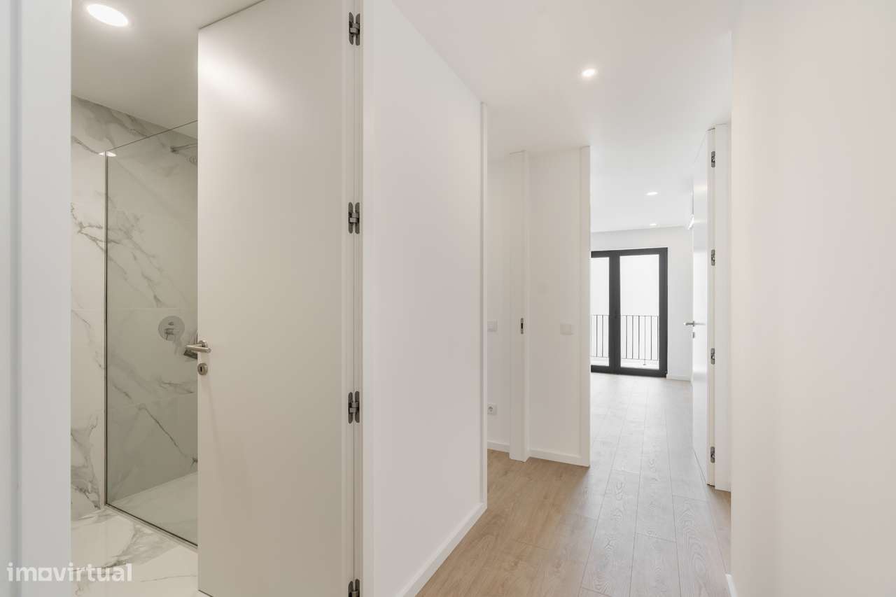 Exclusivo T3 Novo no Último Piso | 196 m² | Duas Frentes-19