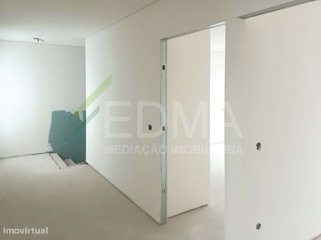 Fantástica Moradia T3 - Lemenhe (Em fase final de acabamentos) - Grande imagem: 3/12