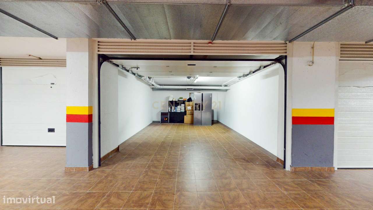 Apartamento T4 no Infantado de excelência, conforto e vista sobre a le-42