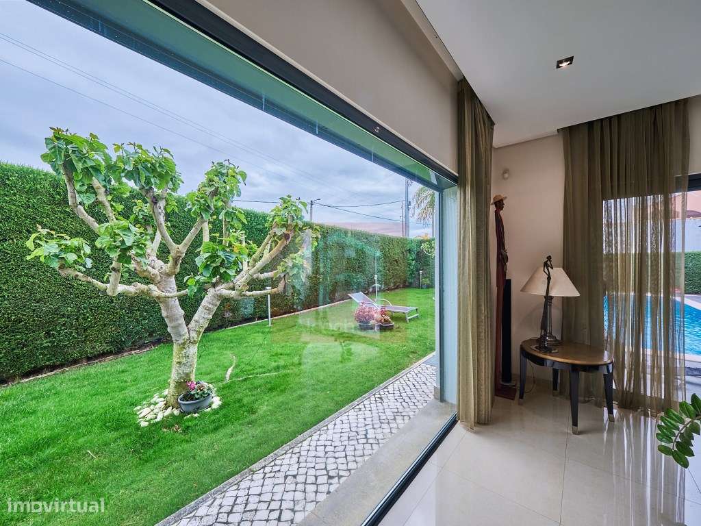 Moradia T4 de Luxo com piscina inserida no condominio privado em Sã...-6