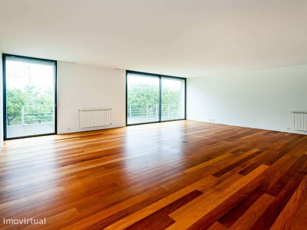 Moradia T4 na Foz - Com Jardim e Piscina - Grande imagem: 5/12