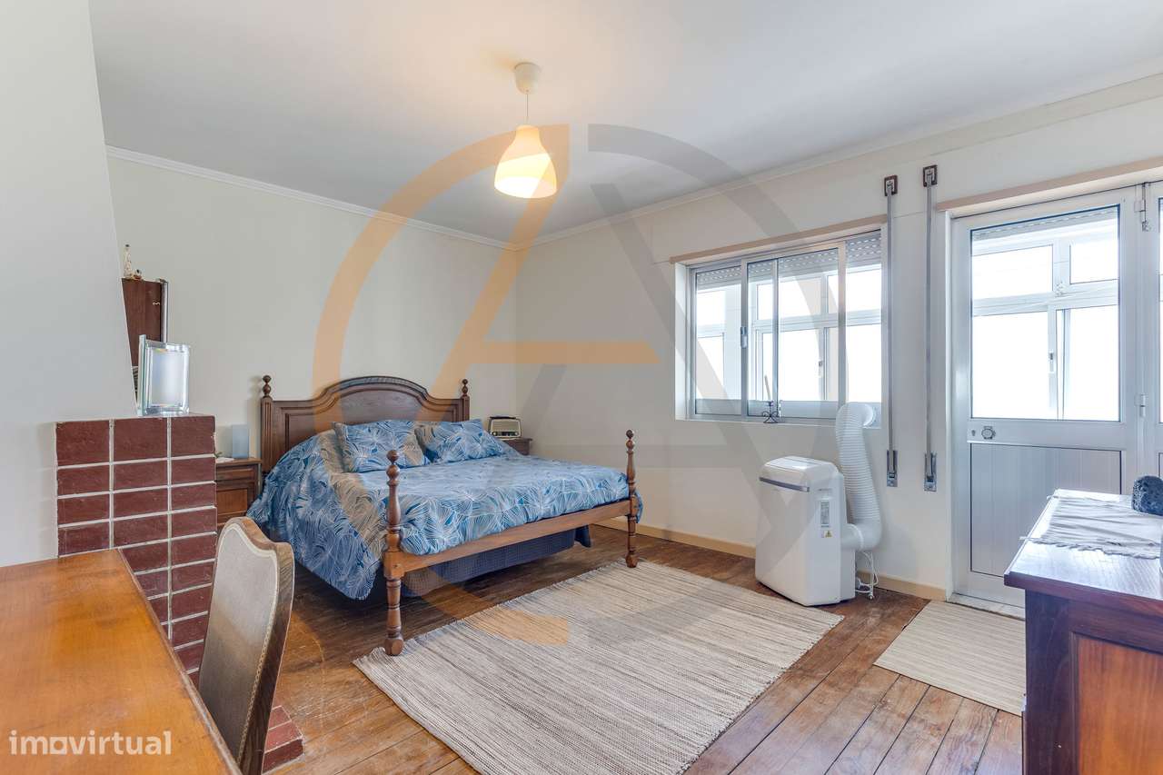 Apartamento T1 com Espaço Exterior | Cedofeita-21