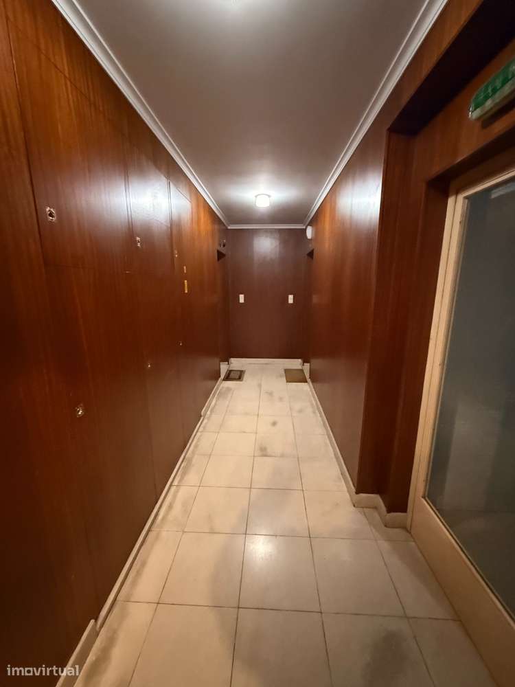 Apartamento T2 com lugar de garagem no Porto - Ramalde-18