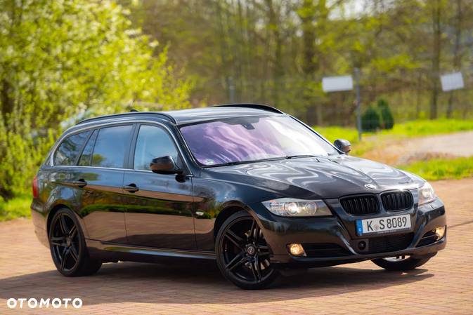 BMW Seria 3 330d DPF Touring Edition Exclusive - 5