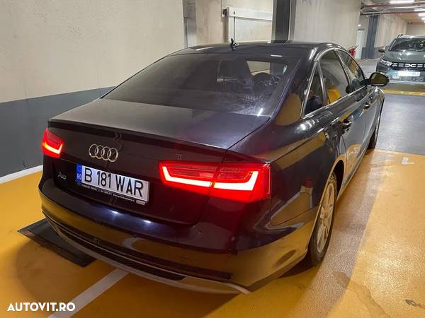 Audi A6 Avant 2.0 TDI Multitronic - 17