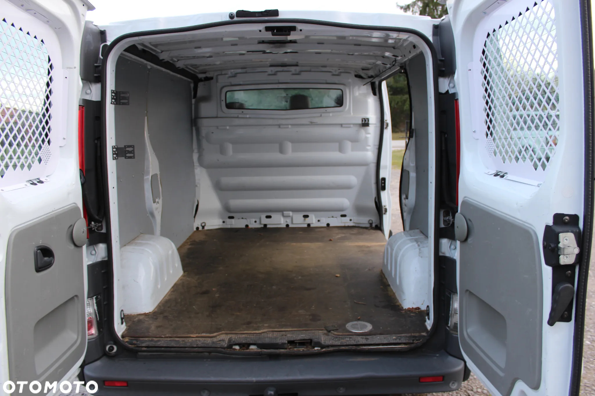 Renault Trafic - 14