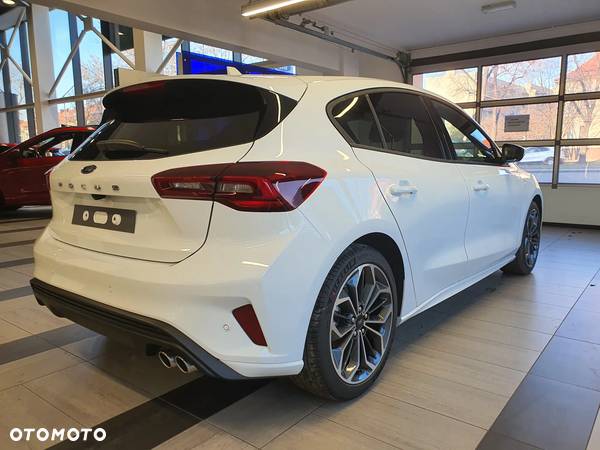 Ford Focus 1.0 EcoBoost mHEV ST-Line X - 8