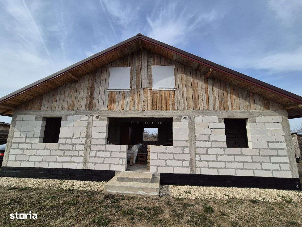 Caciulati, vanzare casa 3 camere la rosu, teren 500mp.-3