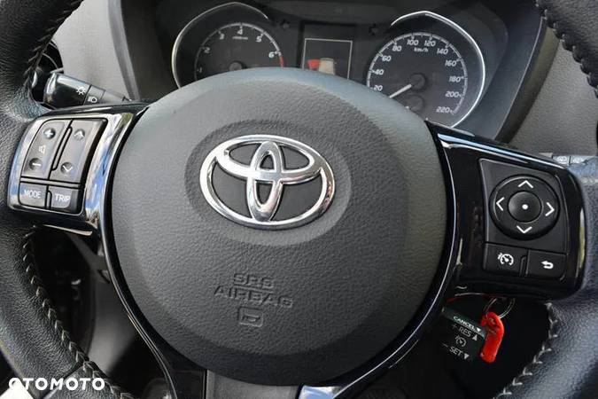 Toyota Yaris 1.0 Premium - 20