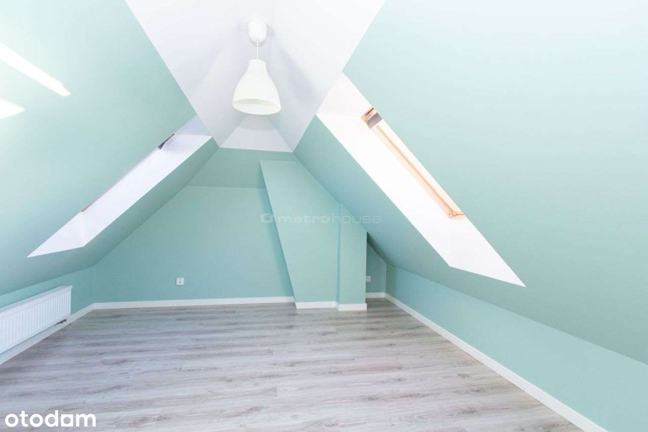 Dwupoziomowe mieszkanie w Białogardzie.-10