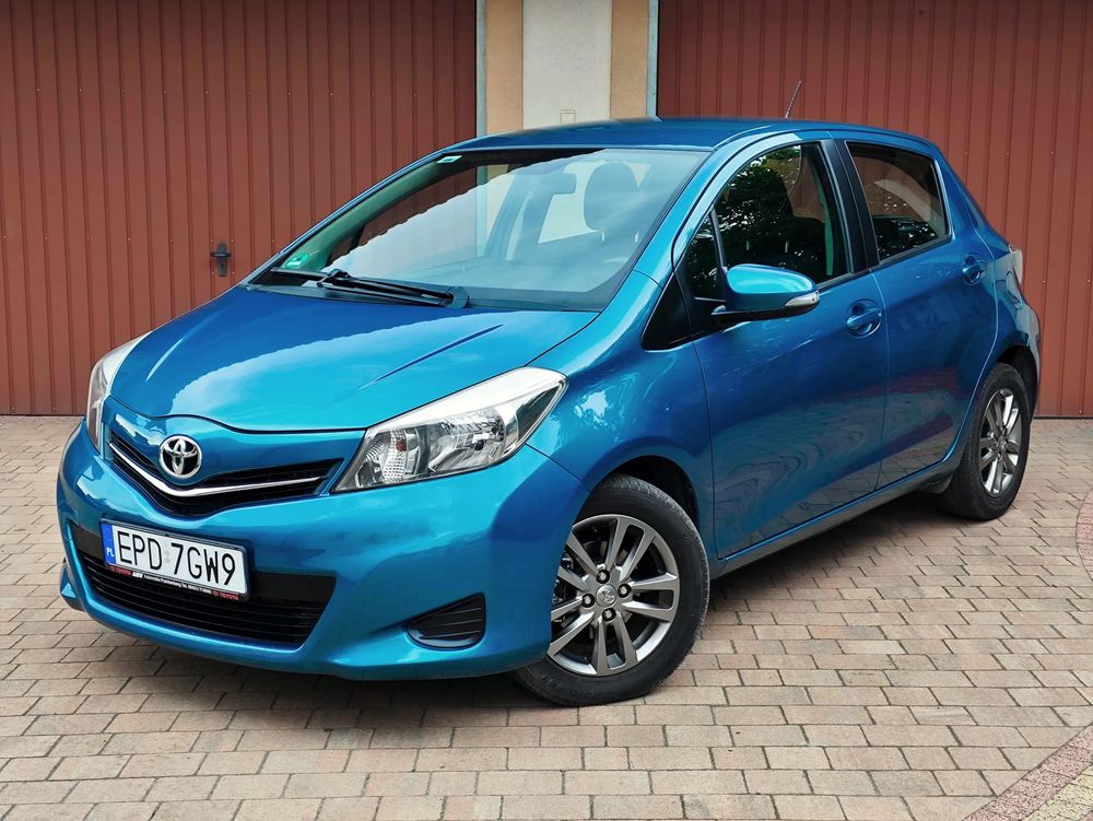 Toyota Yaris III 1.33 VVT-i Executive 2014
