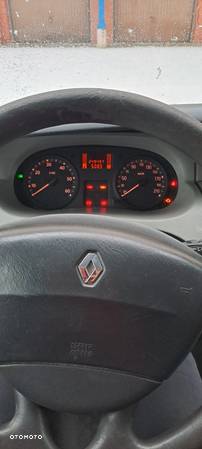 Renault trafic - 8