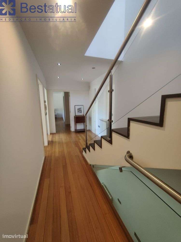 Moradia T 3 com piscina - Oportunidade!-29