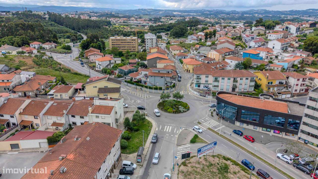 MORADIA NO CENTRO DE GONDOMAR-41