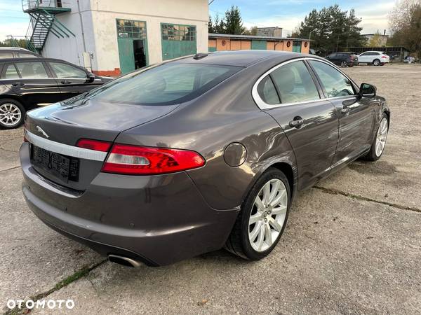 Jaguar XF 2.7 V6 Diesel Premium Luxury - 5