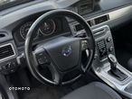 Volvo XC 70 - 10