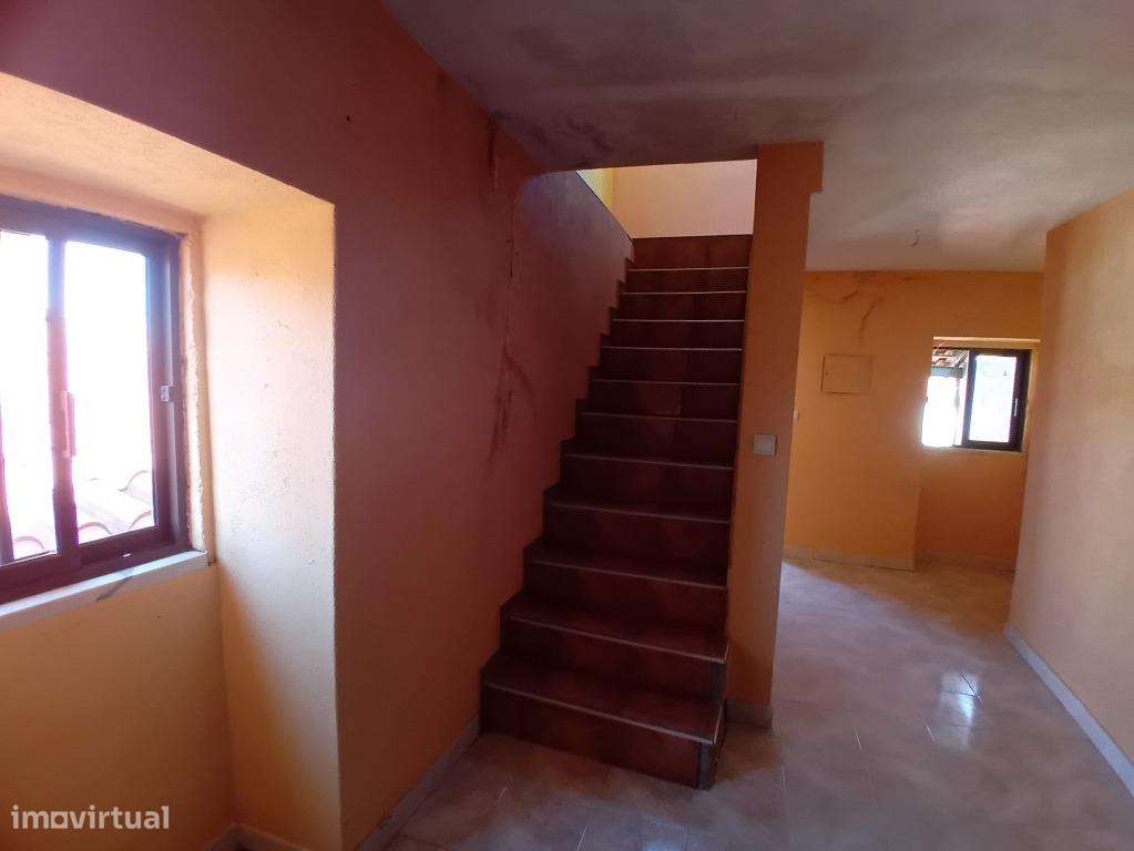 Moradia Tradicional para Reabilitação no Centro de Penamacor - Grande imagem: 4/5
