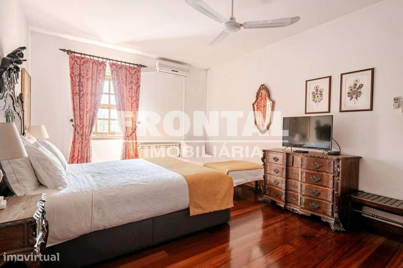 Moradia  com 5 Suítes - Mobilada e Equipada | Frechas, Mirandela-12