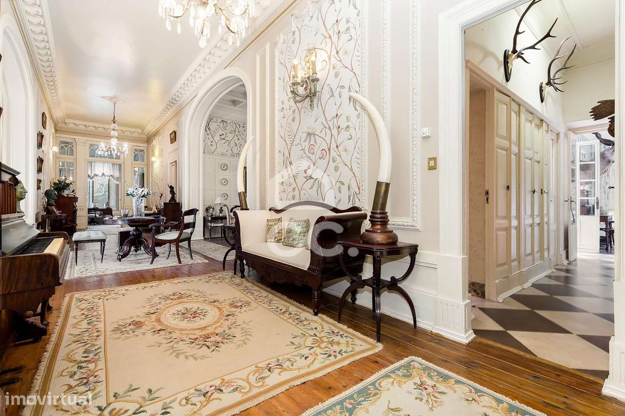 Palacete de inspiração neoclássica francesa com jardim botânico de Jea-18