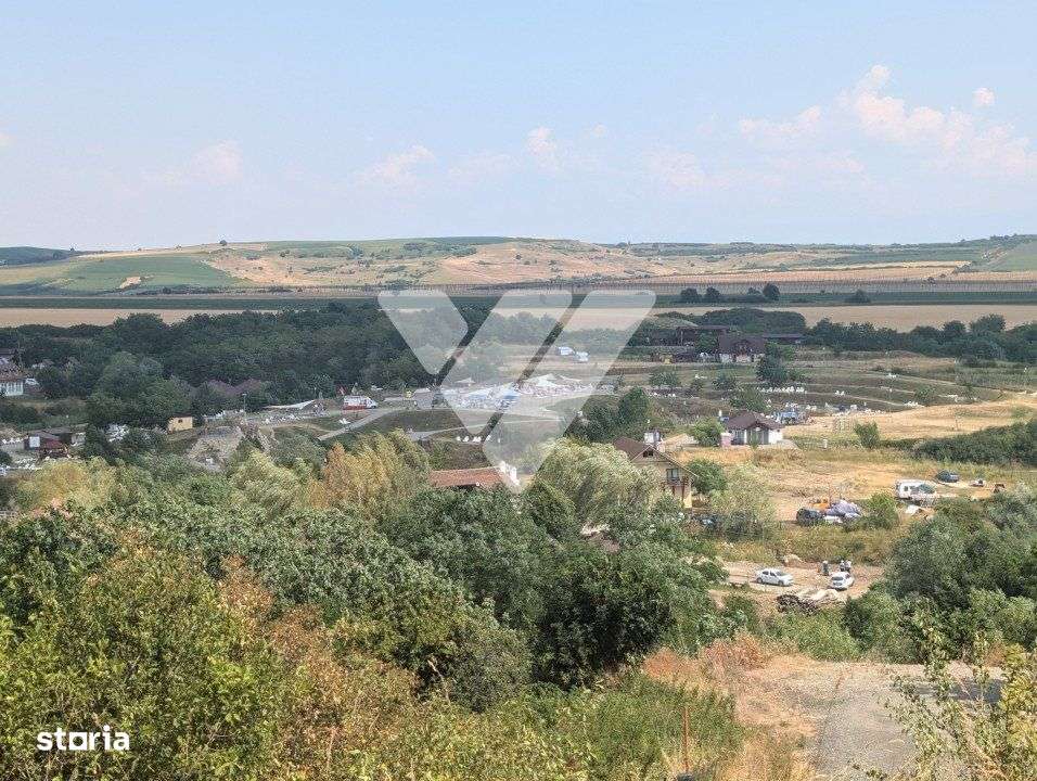 Teren intravilan 1670 mp cu vedere spre lacuri Ocna Sibiului - Imagine principală: 2/10