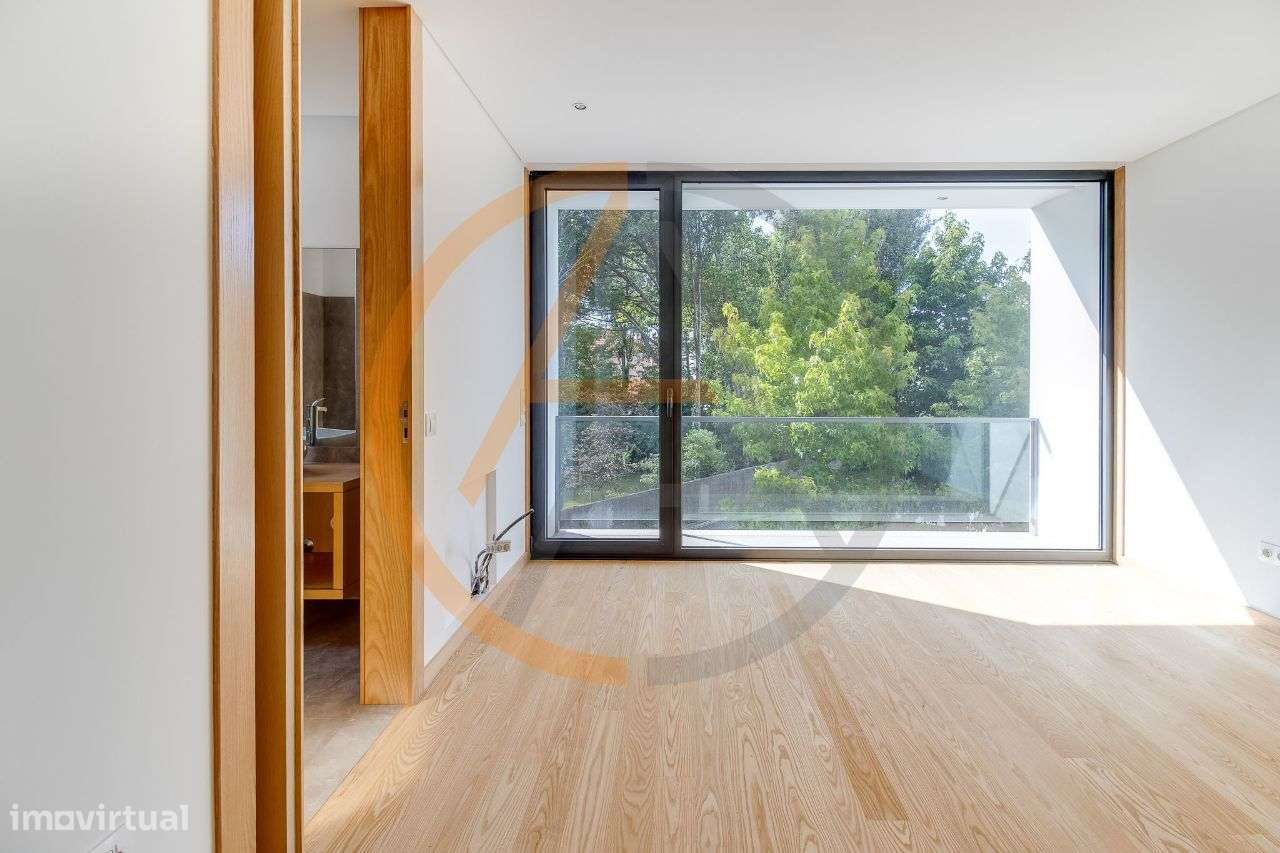 Moradia T4 Nova com Piscina | Foz do Douro-27