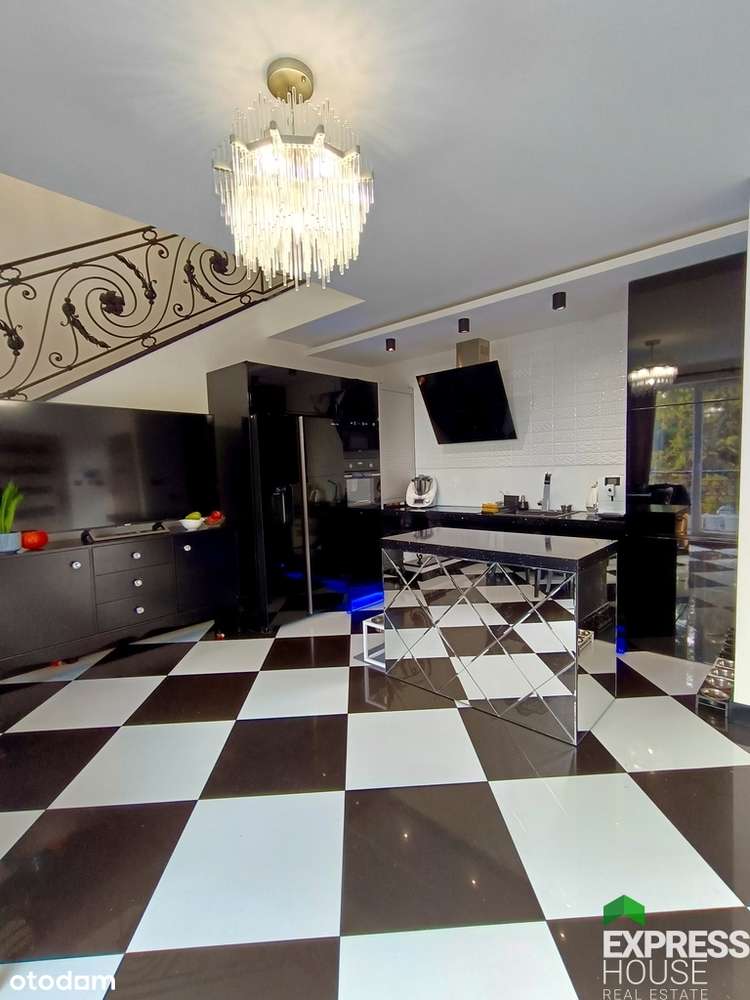 Segment 119m2 z ogródkiem i garażem. - Pełny obrazek: 4/20