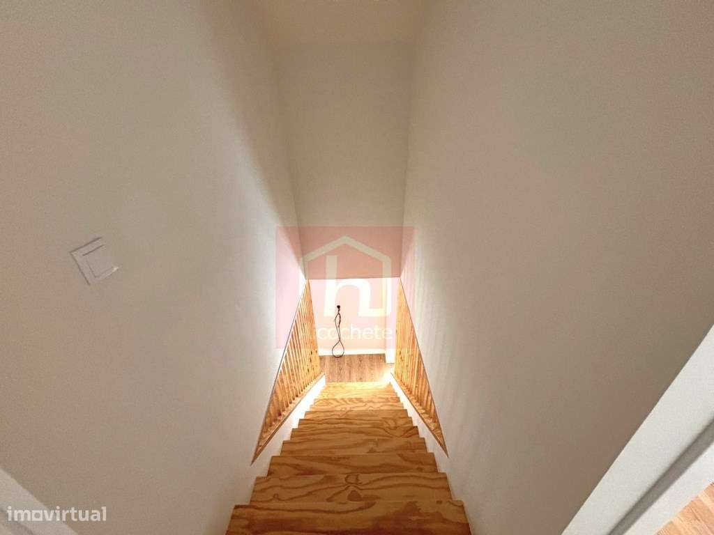 Apartamento duplex T2 no centro histórico Alcochete-27