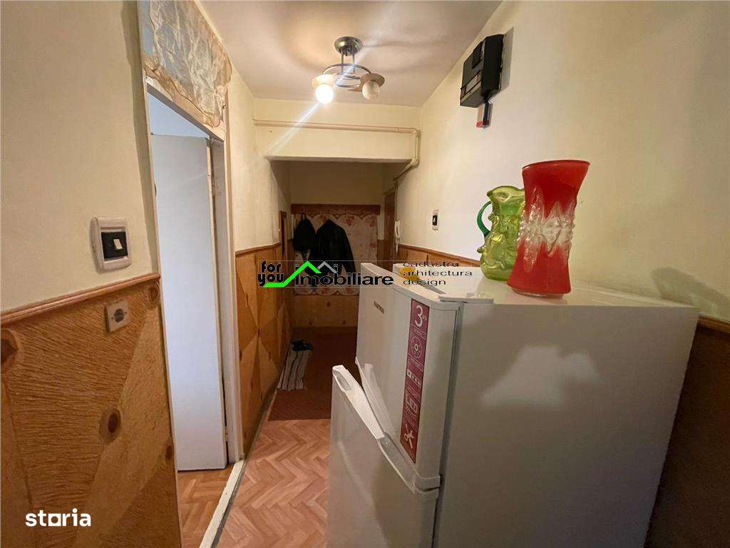 2 camere semidecomandat etaj 3 - Imagine principală: 5/13